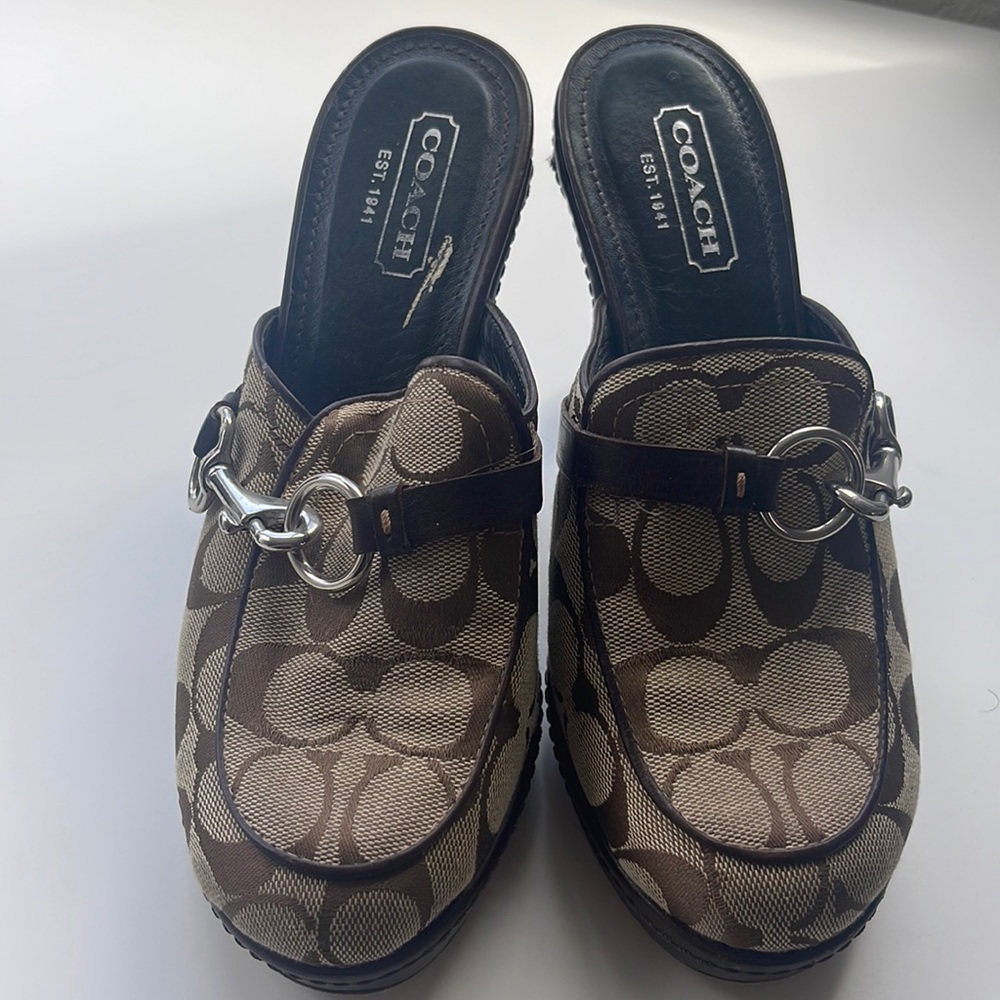 Coach Signature Monogram Canvas Brown Tan Slip On Mule Clogs, Size 7.5